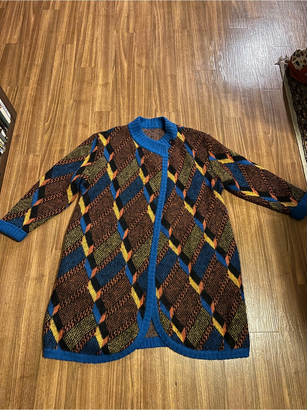 Retro Argyle Open-Front Cardigan in Brown with Blue Trim